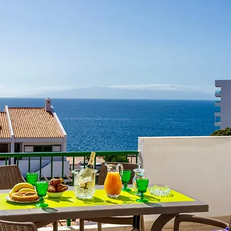 Esmeralda. Lovely And New Right By The Ocean! * Callao Salvaje