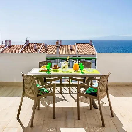 Esmeralda. Lovely And New Right By The Ocean! * Callao Salvaje